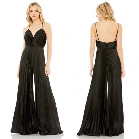 Mac Duggal Pants - Stunning black Mac Duggal jumpsuit size 6 NWT🩷🖤🔥🔥🔥